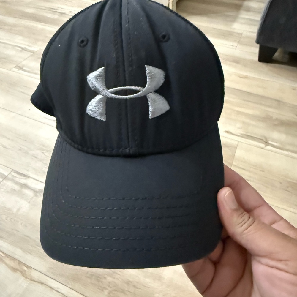 Under armour men’s baseball cap classic fit‎